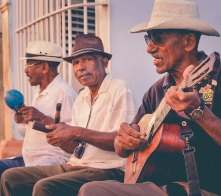 tocar violão junto