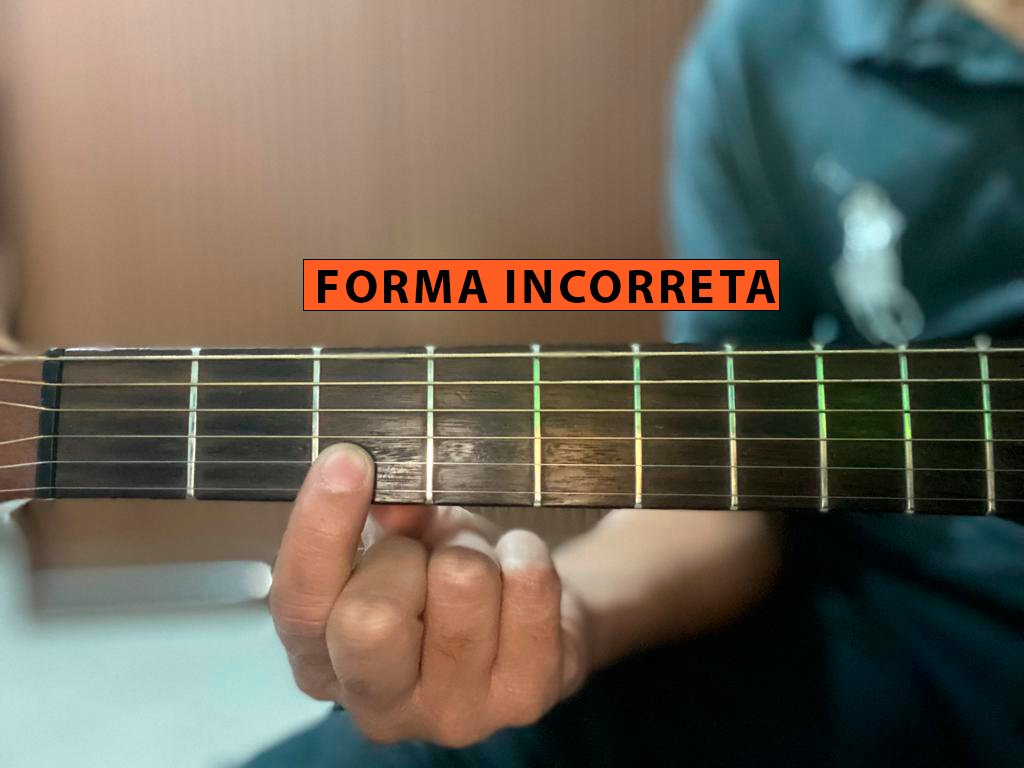 formas corretas de tocar violão